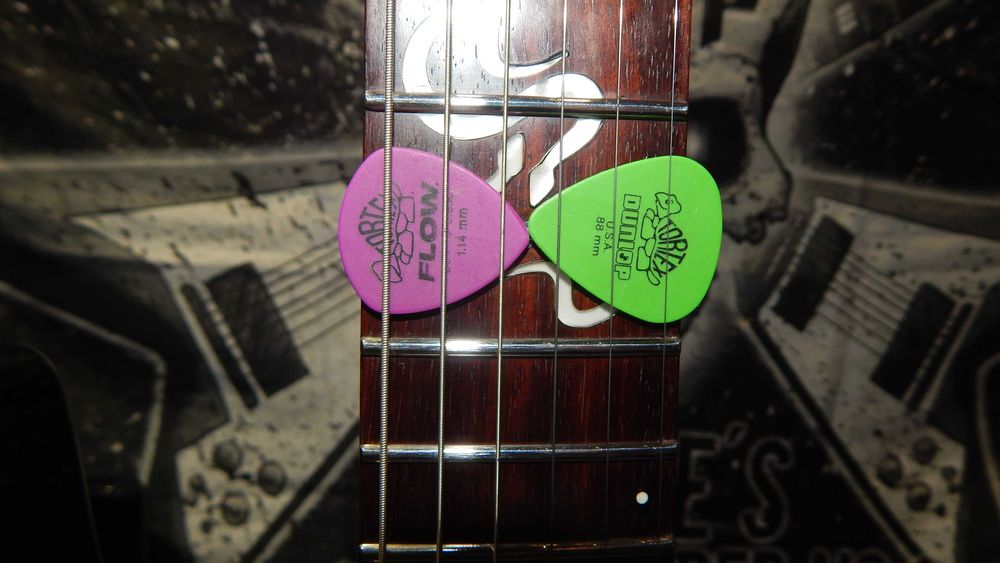 CORT KX5VN`08, Indonesia. Stainless Steel Frets.