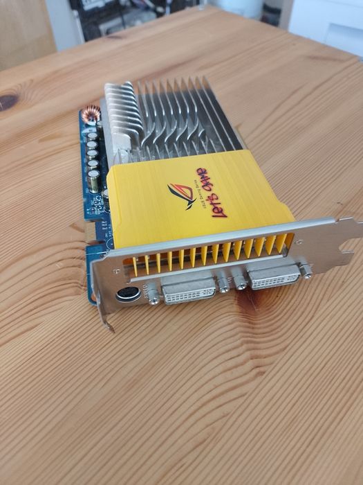 assus GeForce 8600gt  silent edition