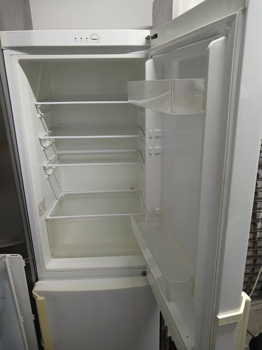 Холодильник Samsung Срочно