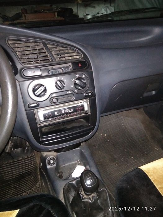 Пропоную до продажу легковий автомобіль.