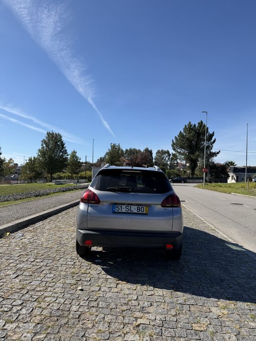 Peugeot 2008 1.2 Puretech 82cv (Correia de distribuição nova) — photo 2