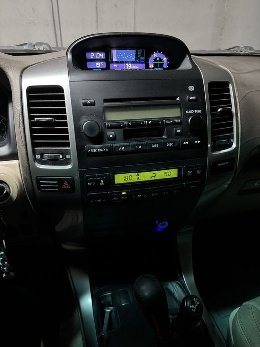 автомобиль Toyota Prado
