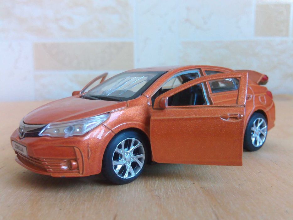Автомодель Технопарк Toyota Corolla Масштаб 1:32