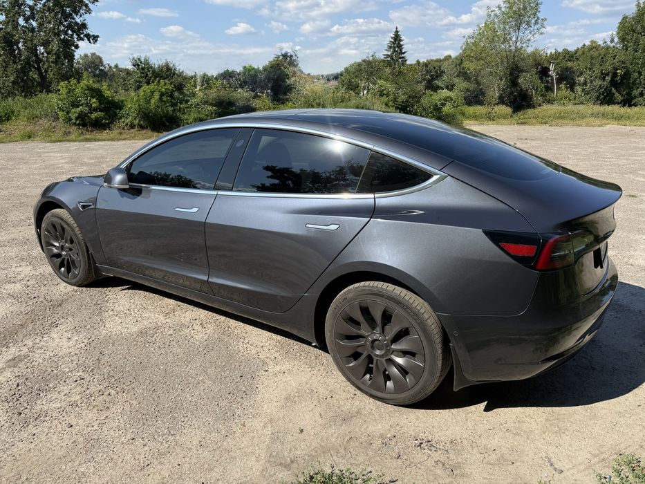 Продам Tesla Model 3 2019 Long Range Dual Motor 75 D