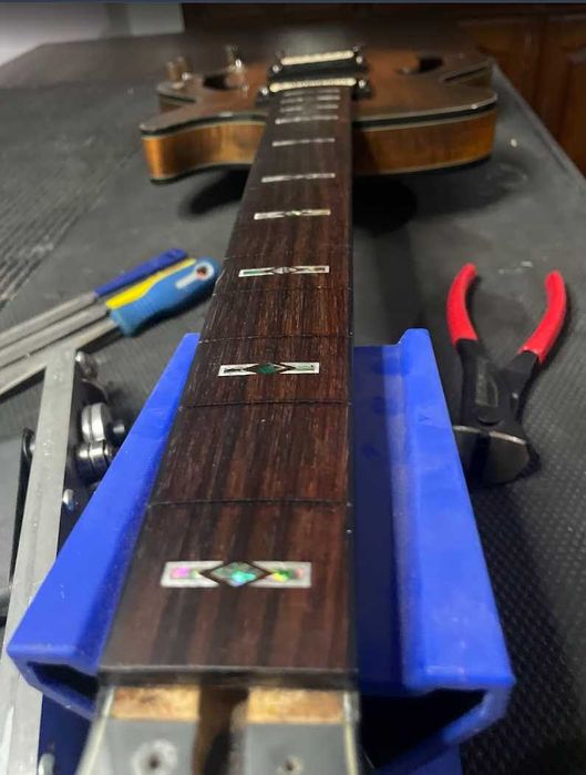 Dualibi Luthieria | Luthier Daniel - Setup, Manutenção, Pintura e Construção
