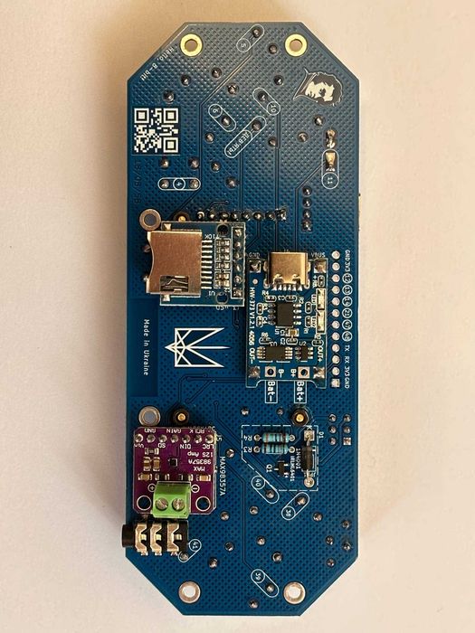 Lilka — портативна консоль на ESP32-S3 | DIY набір