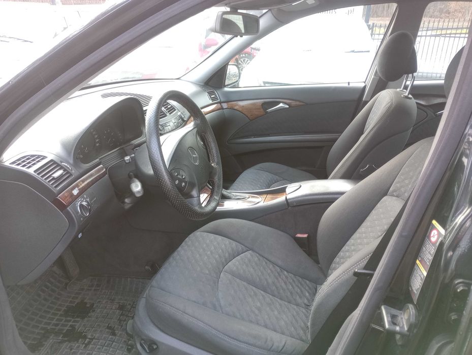 Mercedes Benz E klasa 2.2D AUTOMAT dwa kpl kół przegląd do 5.2026