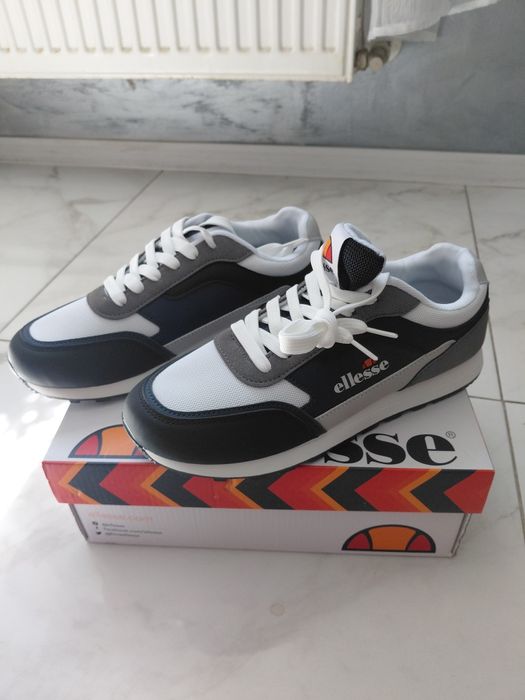 Buty sneakersy Ellesse 40