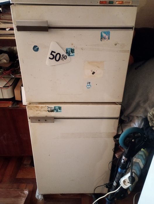 Продам бу холодильник и стиралку