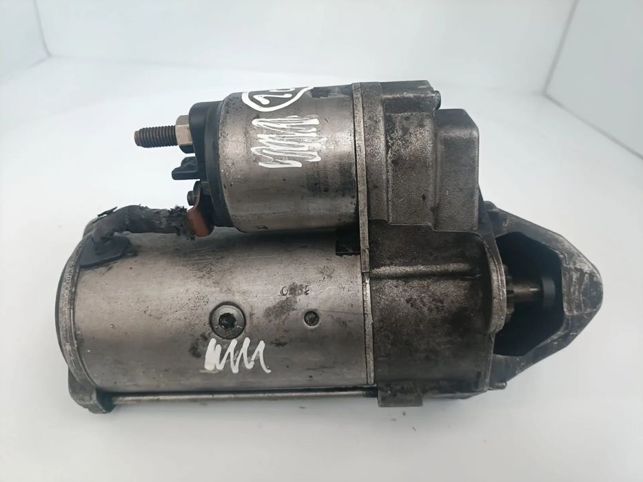 Motor de arranque AUDI A4 (8E2, B6)