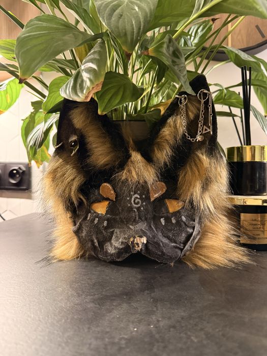 Maska Therian Kot Manecon