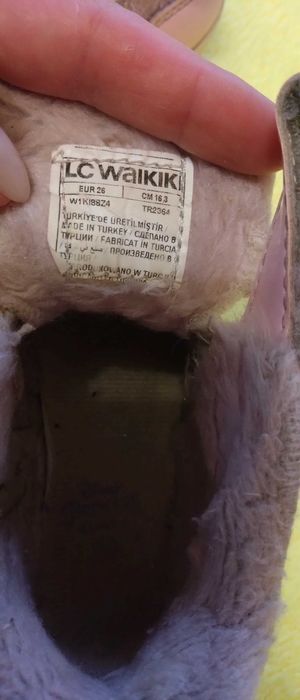 Демо Сезонні черевички для маленької красуні