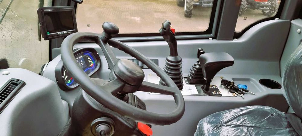 Ładowarka teleskopowa – przegubowa HORNET HMA 825T