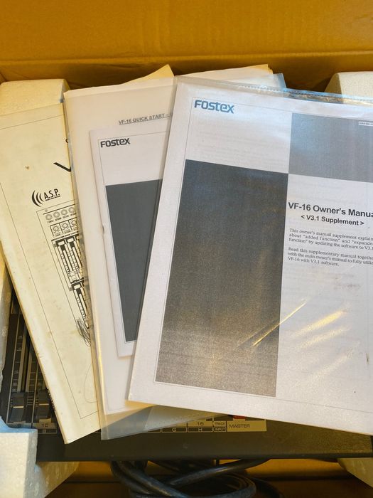 Fostex VF-16 mesa mistura / gravador multi-pistas digital