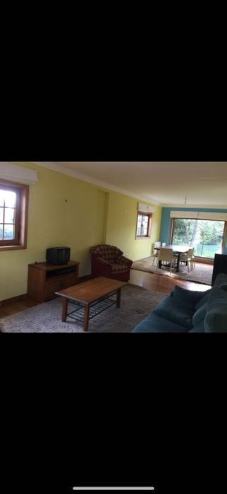 Casa t3 para arrendar com garagem