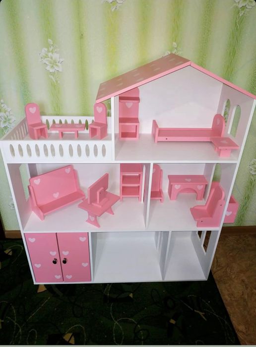 Дім Барбі для дівчинки