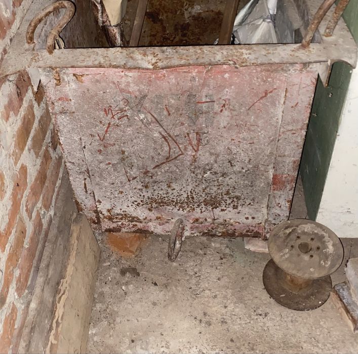 Металевий бак продам,самовивіз