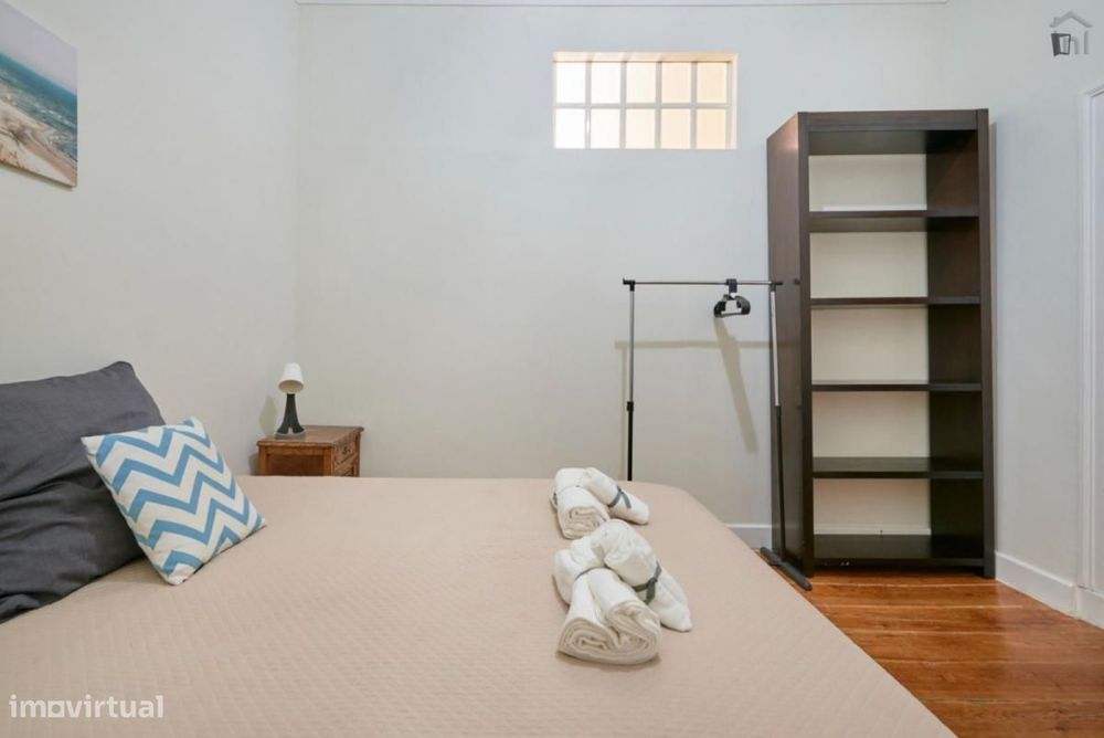 Quarto - localizado em Avenida da Liberdade Lisbon