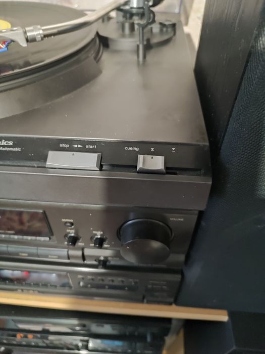 Проигрыватель technics SL-3310