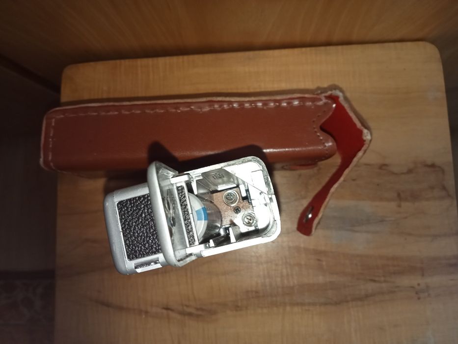 aparat fotograficzny halina tele flash.