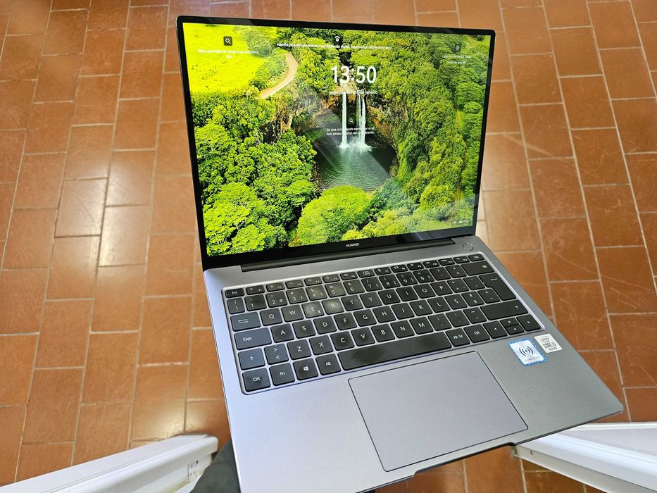 Huawei MateBook 14 - como NOVO com gráfica NVIDIA