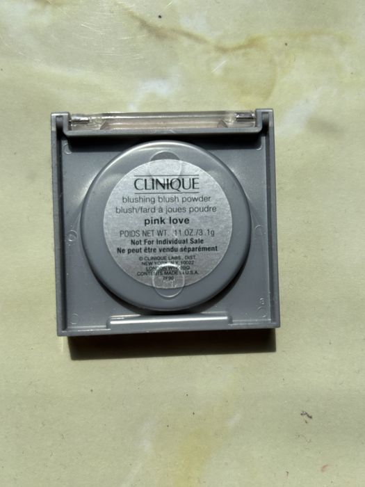 Róż clinique pink love 3,1 g blush