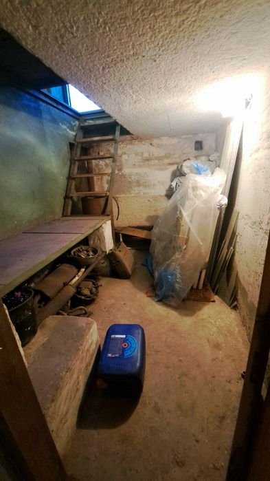 Гараж ак 16 біля Епіцентру