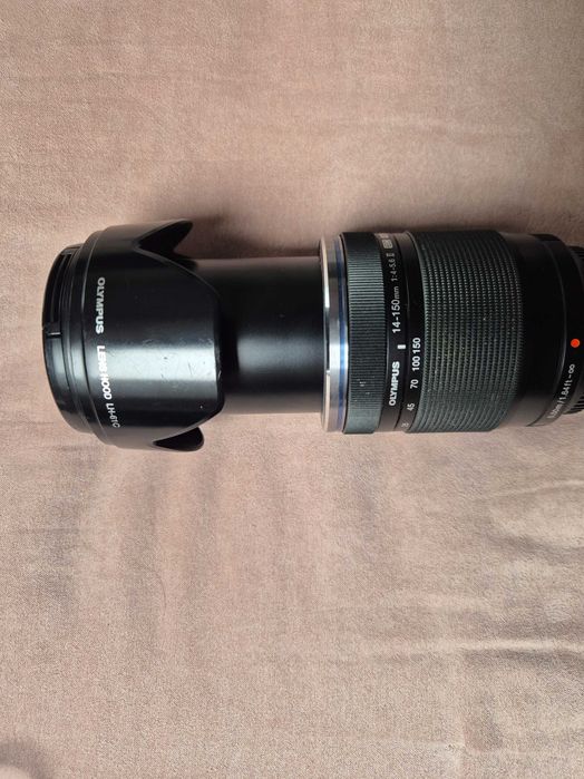 Olympus OM-D E-M10 Mark II + obiektyw i akcesoria