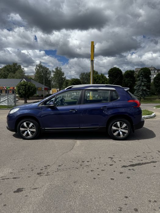 Peugeot 2008 2014 року