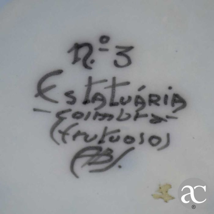 Caneca Faiança Estatuária, Coimbra (Frutuoso) – Jardim da Manga