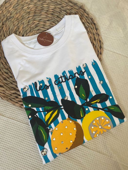 Roupas e acessórios
