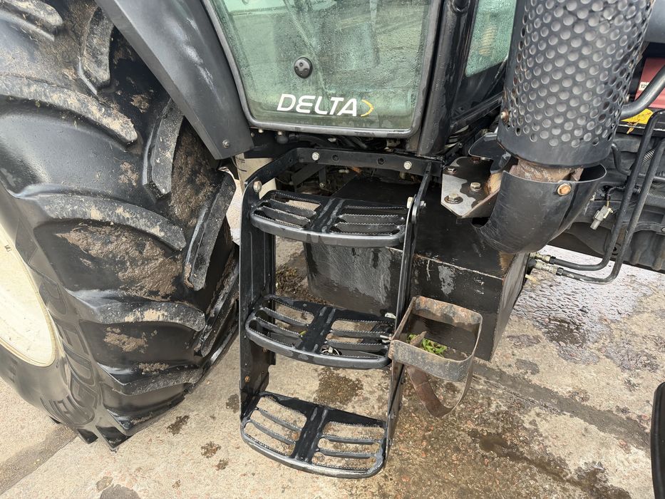 Трактор NEW HOLLAND T6050