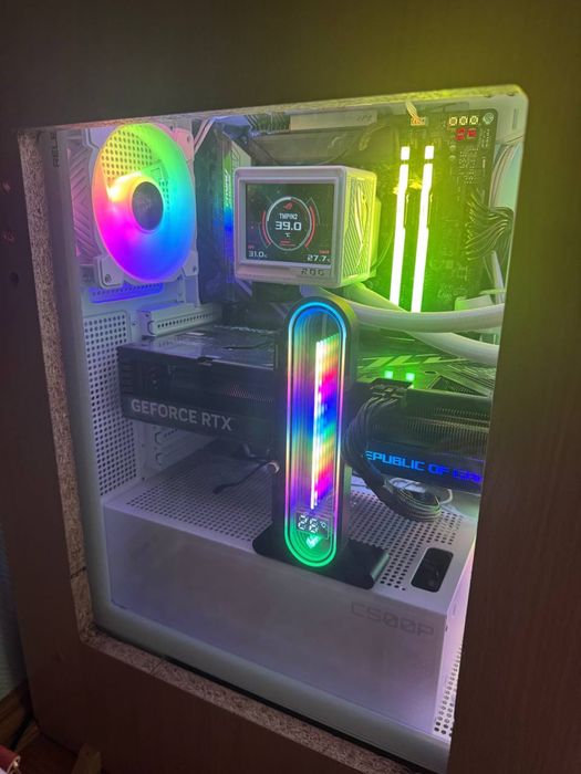 Продам відеокарту Asus tuf gaming  rtx 5070 ti oc