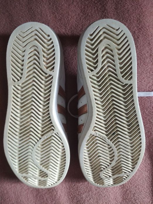 Кроссовки Adidas Superstar