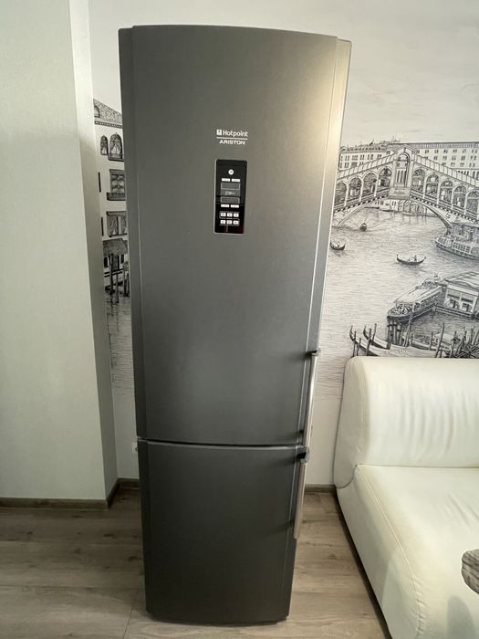 Холодильники hotpoint ARISTON