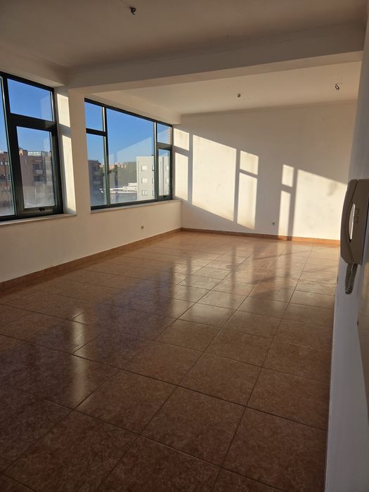 Arrenda Escritorio