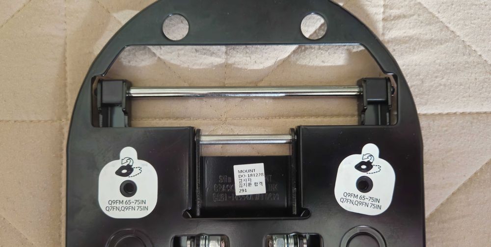 Samsung GAP Original Wall Mount for QLED TVs 50" + 55" + 65" + 75"64553319396738122