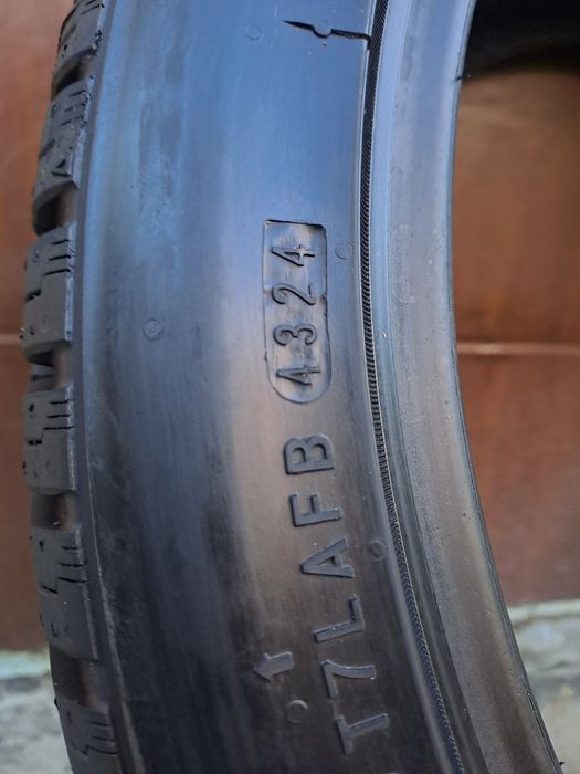 Opony wielosezonowe Nexen NBlue 4Season 2  225/40/ZR18"YXL -2szt.
