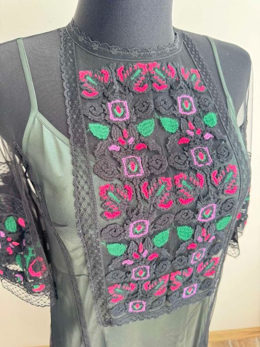 Сукня-вишиванка від Роксолани Богуцької, дизайнерська сукня, вишиванка