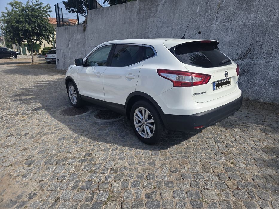 Nissan Qashqai — fotografia 2