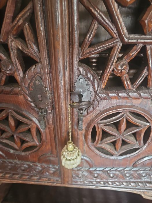 Móvel de sala de jantar /louceiro