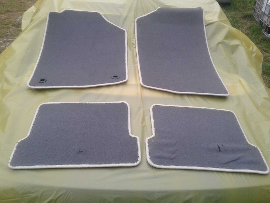 Nowe Dywaniki Jasne VW GOLF 1 I 2 II Mk1 Mk2 Wolfsburg Edition Cabrio