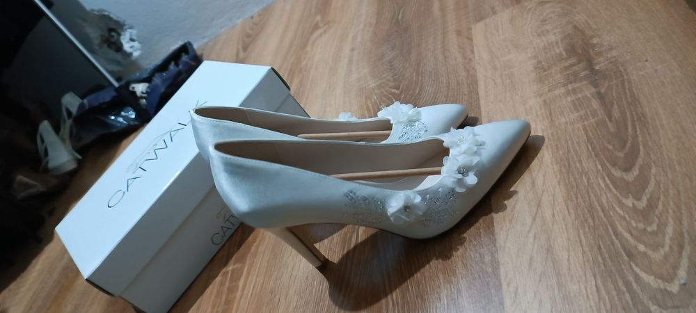 Buty do ślubu nowe nie używane