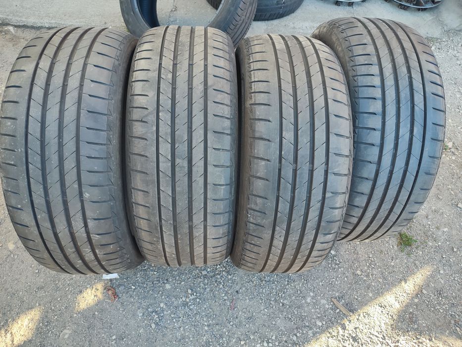 Komplet opon Bridgestone Turanza T005 225/45/18 91W