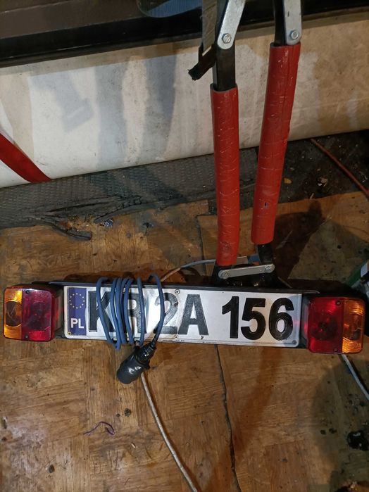 bagażnik rowerowy na hak z lampami