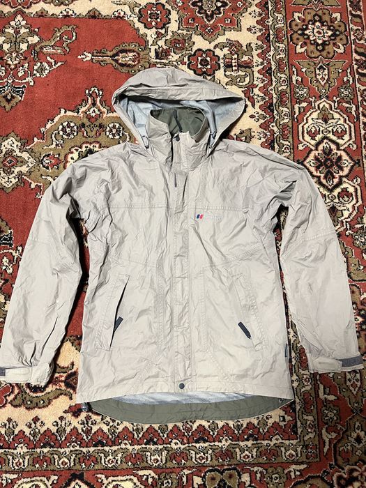 Ветрівка ветровка Jacket  Berghaus бергаус