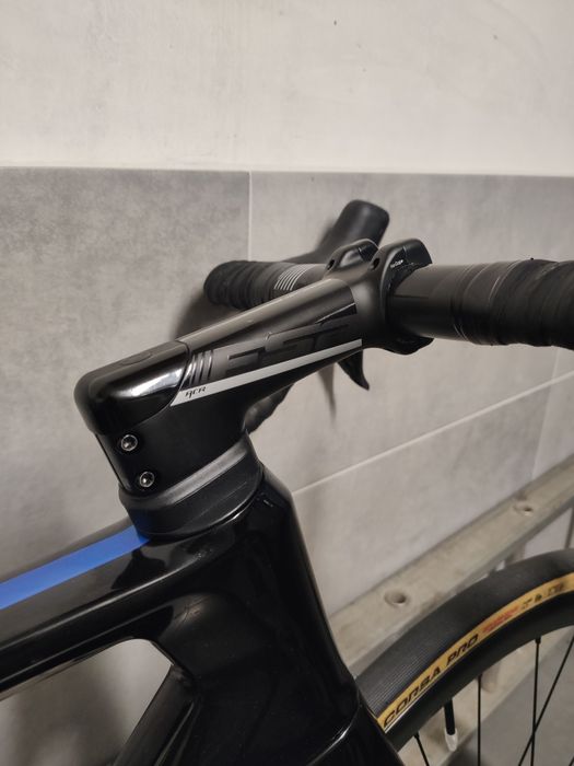 Componentes bicicleta de estrada