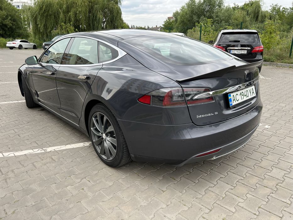 Разборка Запчасти Tesla Model S 85D 2015 г