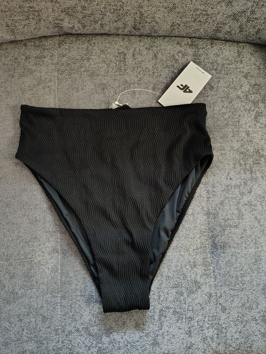 Dół od bikini, stroju kąpielowego,4 F,S