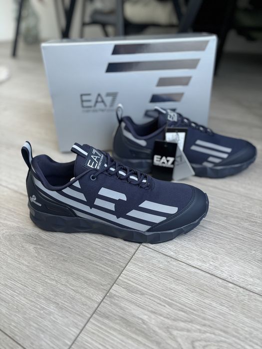 чоловічі кросівки Emporio Armani 41 1/3, 43 1/3 Нові мужские еа7 оригінал арма